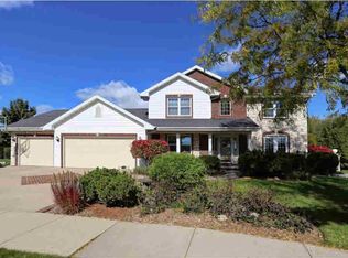 532 W Winrowe Ct, Appleton, WI 54913