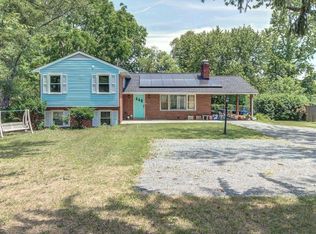 25101 Woodfield Rd, Damascus, MD 20872