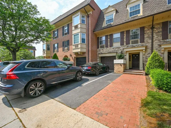 206-05 Emily Road #6U, Bayside, NY 11360