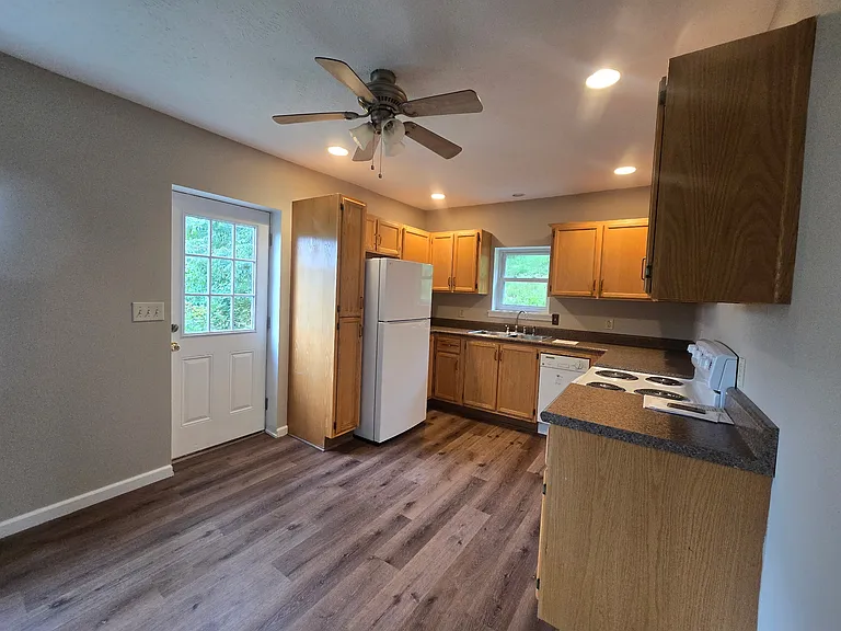 400 W Fulton St — Photo 6