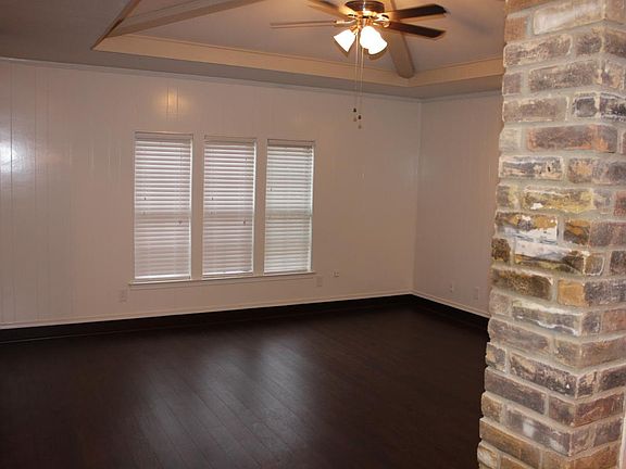 5th image of 2508 Lawndale Dr