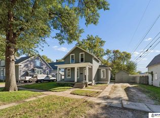 832 N L St, Fremont, NE 68025