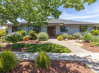 392 France St, Sonoma, CA 95476