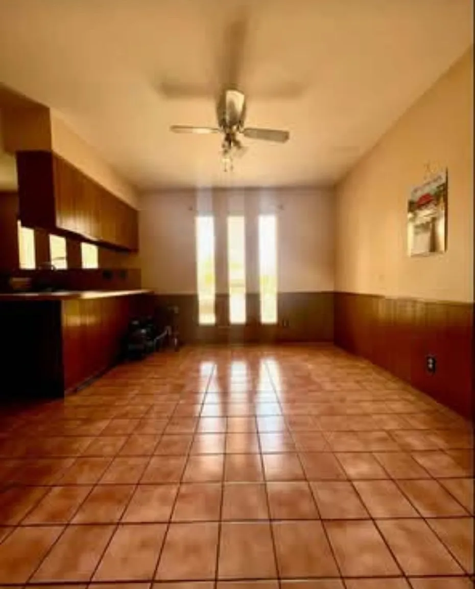 3833 Butterfield Rd — Photo 1