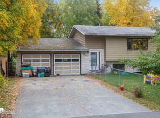 3237 Robin St, Anchorage, AK 99504