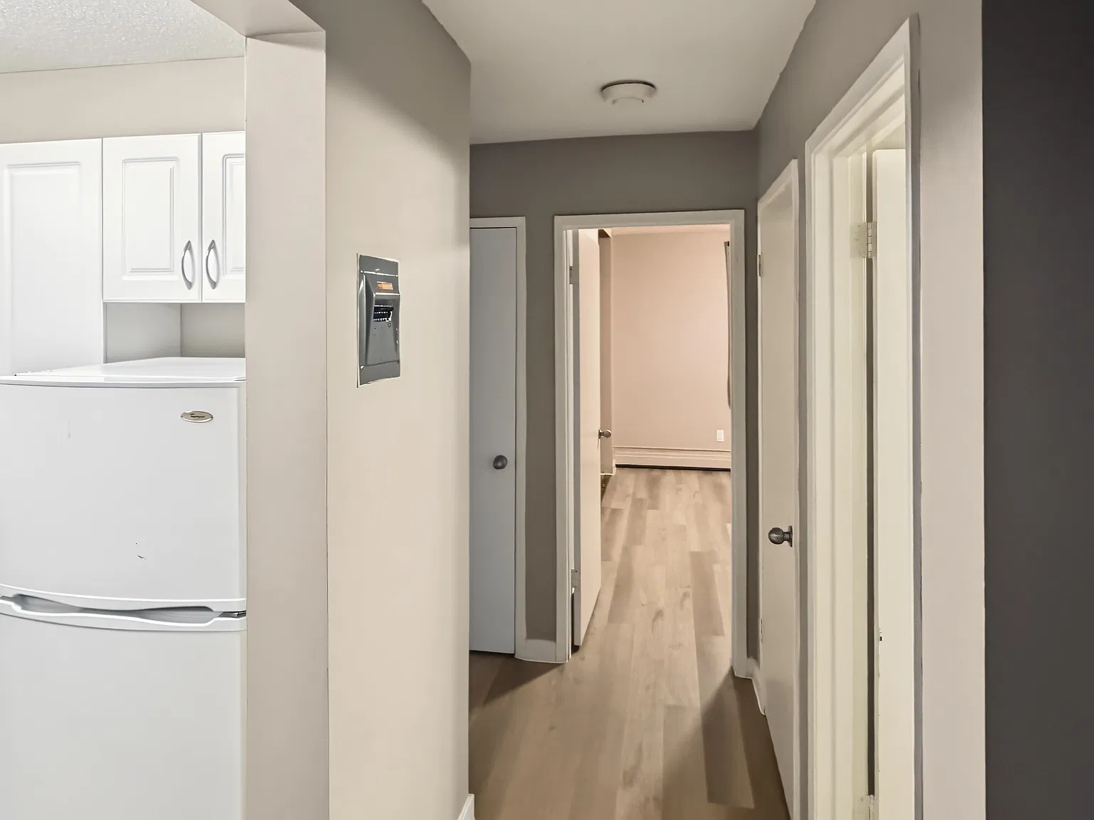 NAITside Court I Apartments — Photo 1