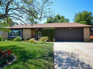 1523 Holly Ln, Junction City, KS 66441
