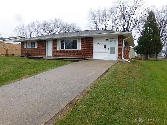 1st image of 902 Stanwood Dr