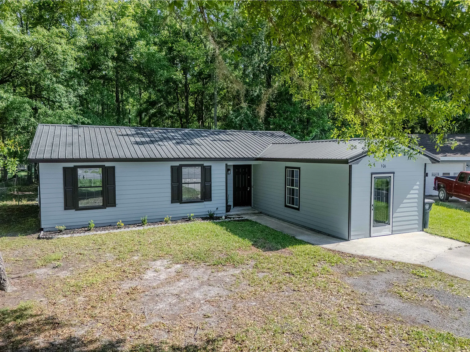 3 bed, 1281 sqft, $1,850 — Photo 1