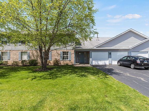 2nd image of 1129 N Red Oak Cir Unit 2