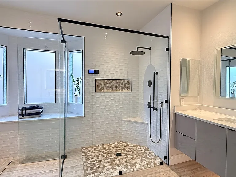 10633 Adamsong Ave — Photo 14