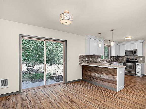 Modern/ Rustic design