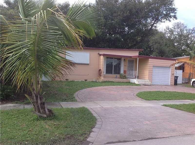 1st image of 14140 NE 16th Ct