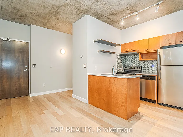 179 George St #505 — Photo 13