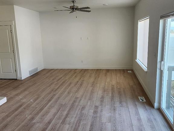 5th image of 3653 N Browning St