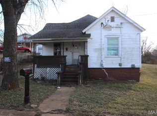 307 E Main St, Park Hills, MO 63601