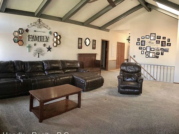 5th image of 1221 Cork Dr