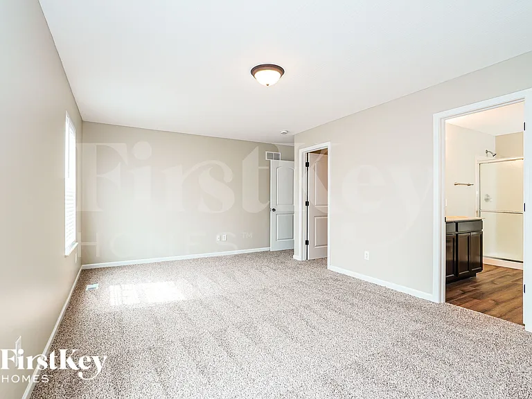 175 Poe Ave — Photo 9