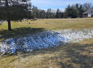 Spruce Pointe Dr #8, Brighton, MI
