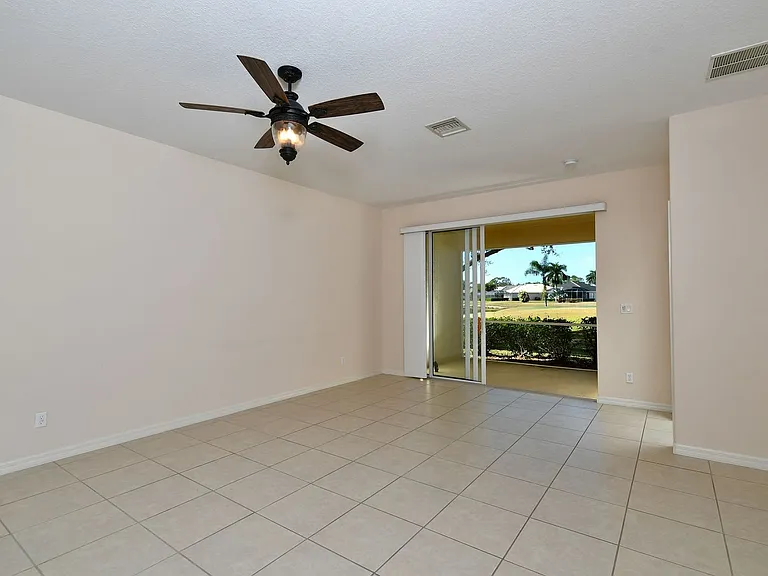 4808 Fairloop Run — Photo 23