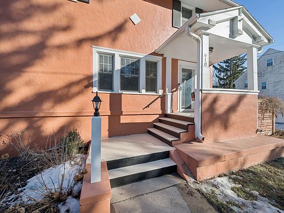 4th image of 610 8th Ave SW