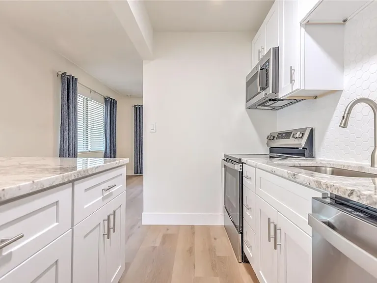 Modern Kitchen