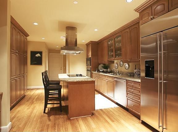 4th image of 1100 Uptown Park Blvd Unit 121