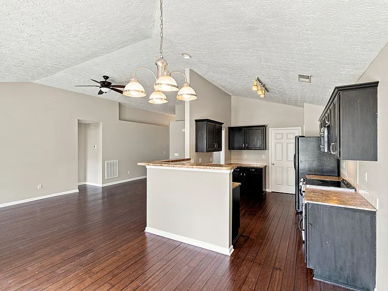 3901 Winthrop Dr — Photo 18