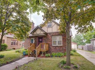 516 W Pleasant St, Portage, WI 53901
