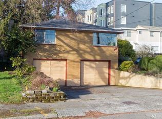 848 NE 86th St #2, Seattle, WA 98115