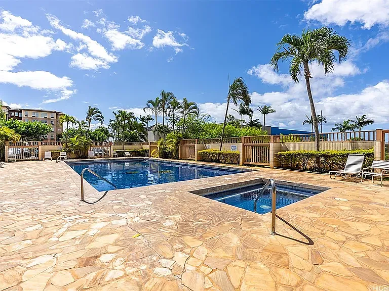 1060 Kamehameha Hwy #2401B — Photo 4