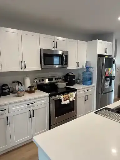 3 bed, 2.5 bath, $1,800 — Photo 4