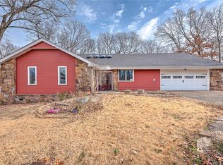 4 Branchwood Ln, Bella Vista, AR 72715