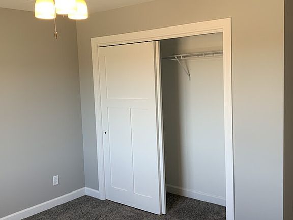 3rd image of 3351 W 32nd St