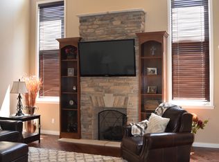 16026 Moore Park Rd, Macomb, MI 48044