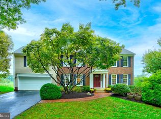 988 Farm Haven Dr, Rockville, MD 20852