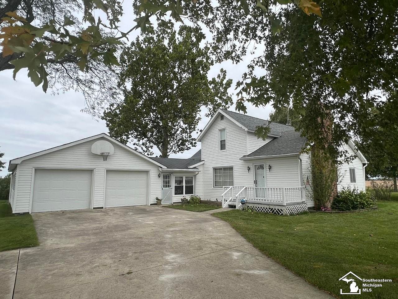 8916 Lipp Hwy, Riga, MI 49276 Zillow