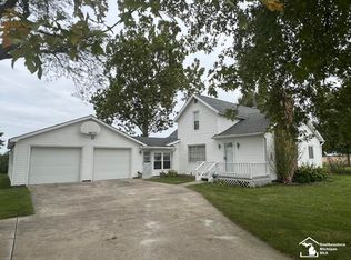 8916 Lipp Hwy, Riga, MI 49276