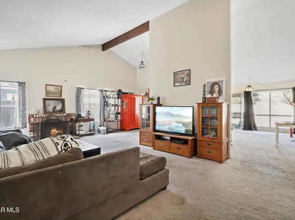 887 N Erringer Rd, Simi Valley, CA 93065