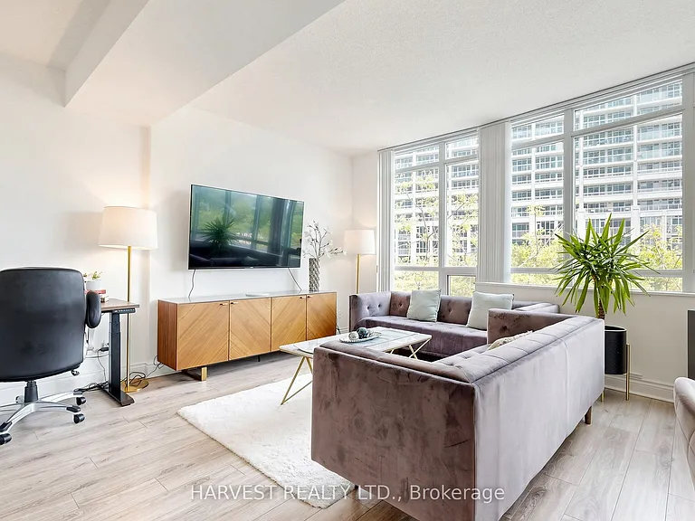 209 Fort York Blvd #380 — Photo 15