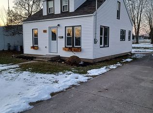 625 E North St, Ithaca, MI 48847