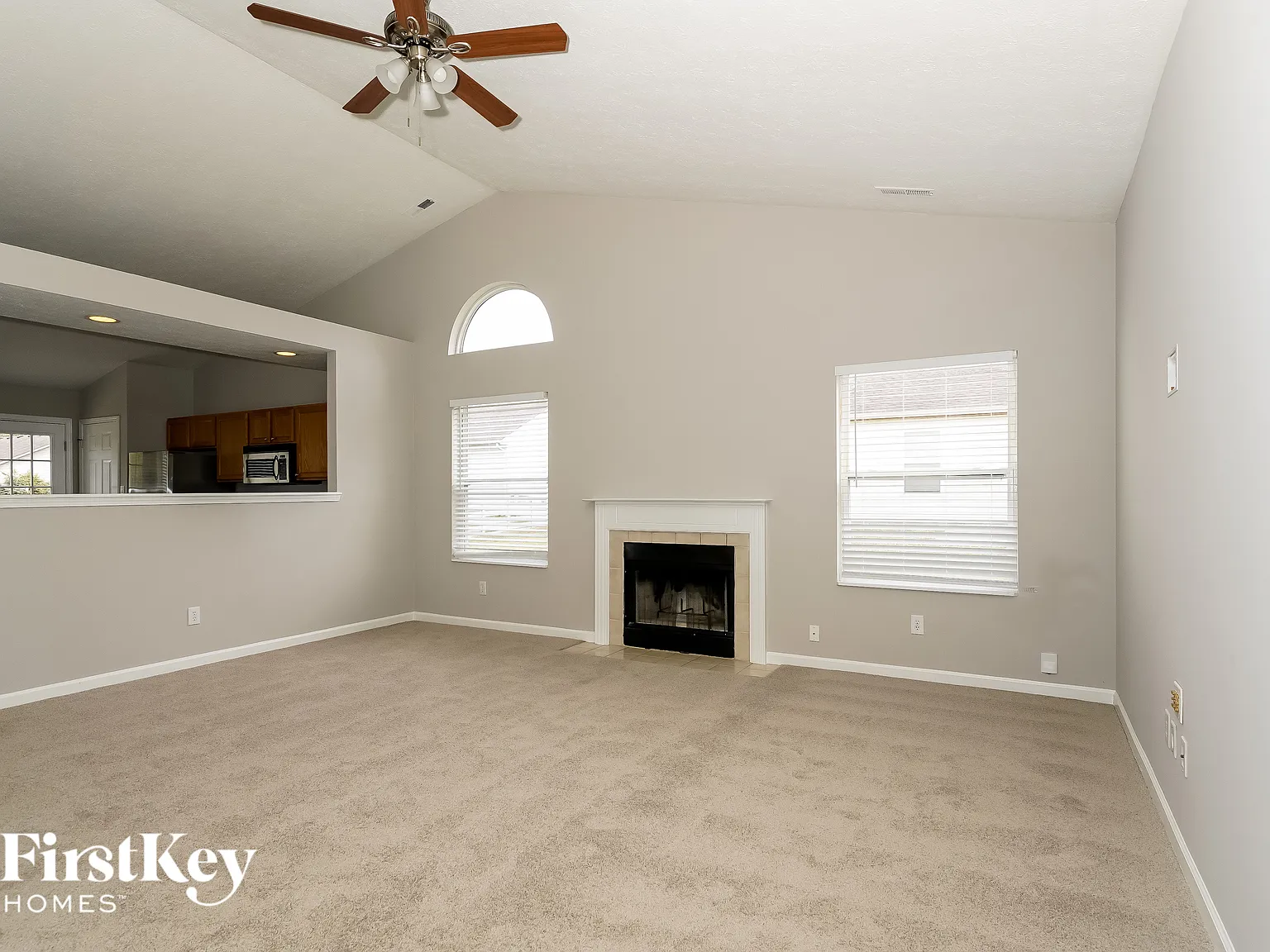 3 bed, 2.0 bath, 1442 sqft, $2,285 — Photo 2