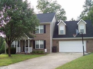 2103 Flay Cecil Rd, Thomasville, NC 27360