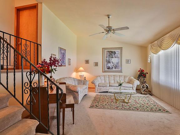 4th image of 8945 Idlewild Dr