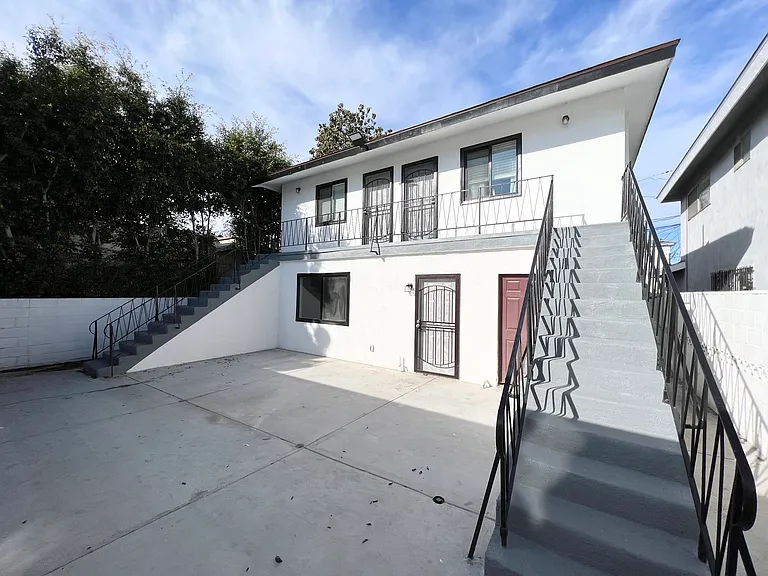 4225 W 120th St #D — Photo 7