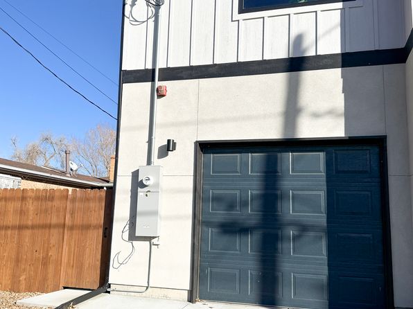 2625 1/2 N Steele St