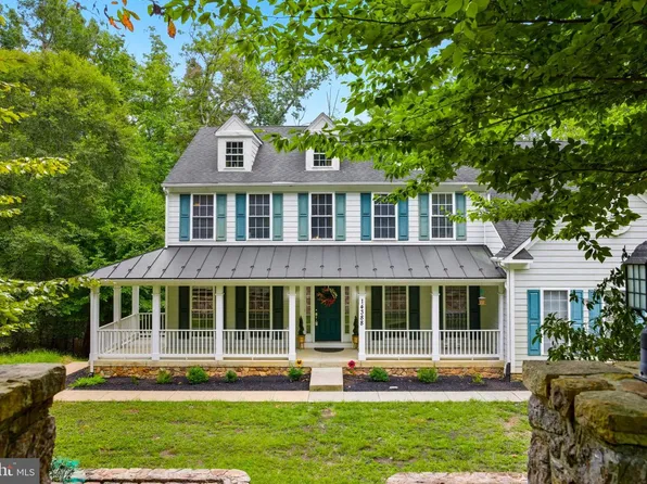14388 Waterford Woods Ct, Leesburg, VA 20176