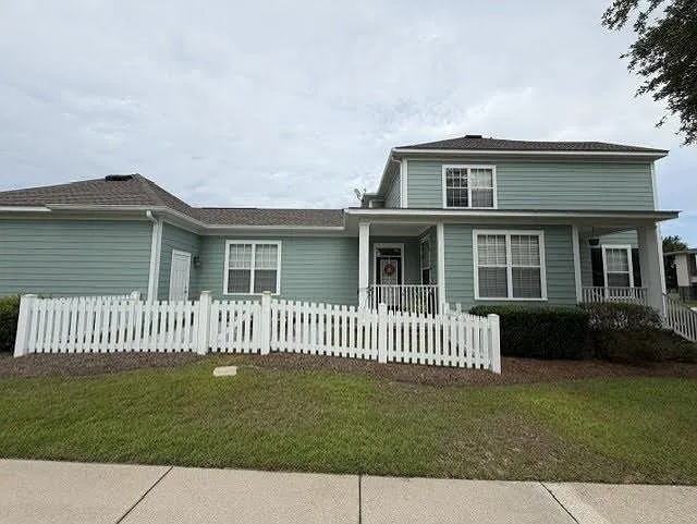 3 bed, 2.5 bath, 1483 sqft, $2,300 — Photo 2