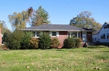 2nd image of 306 Highland Ave