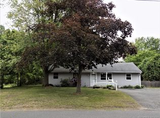 16 Belle Ave, Enfield, CT 06082